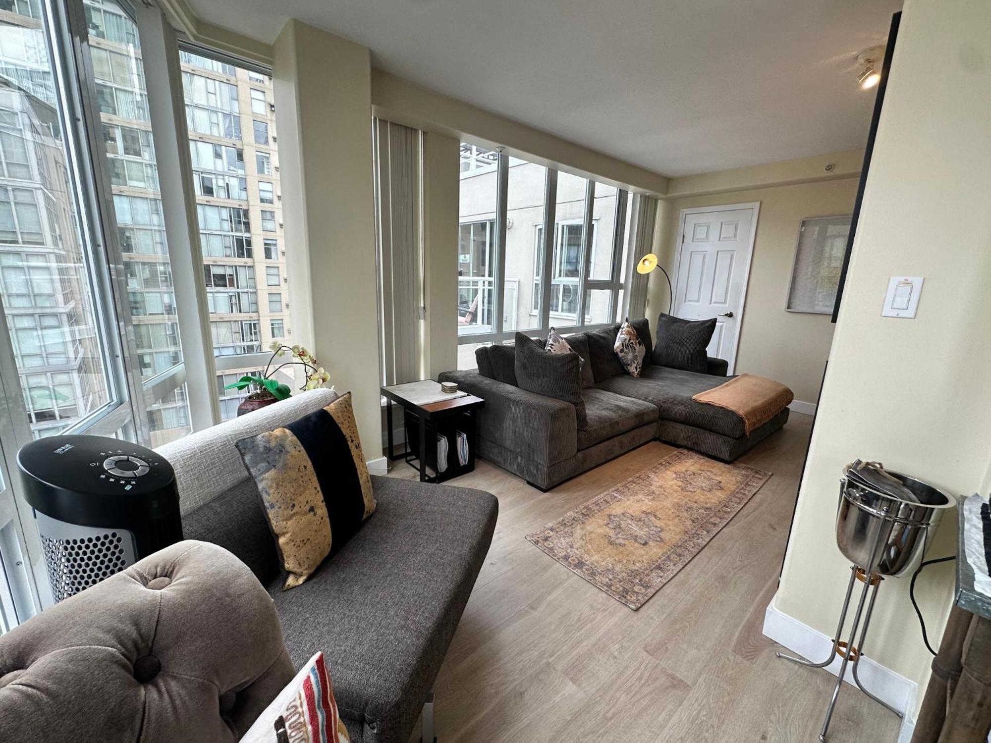 Penthouses Of Beach Ave Vancouver Exterior foto